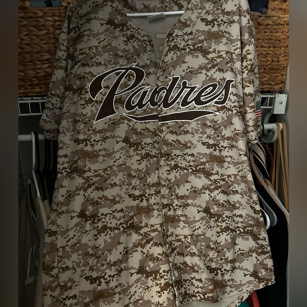 Padres jersey